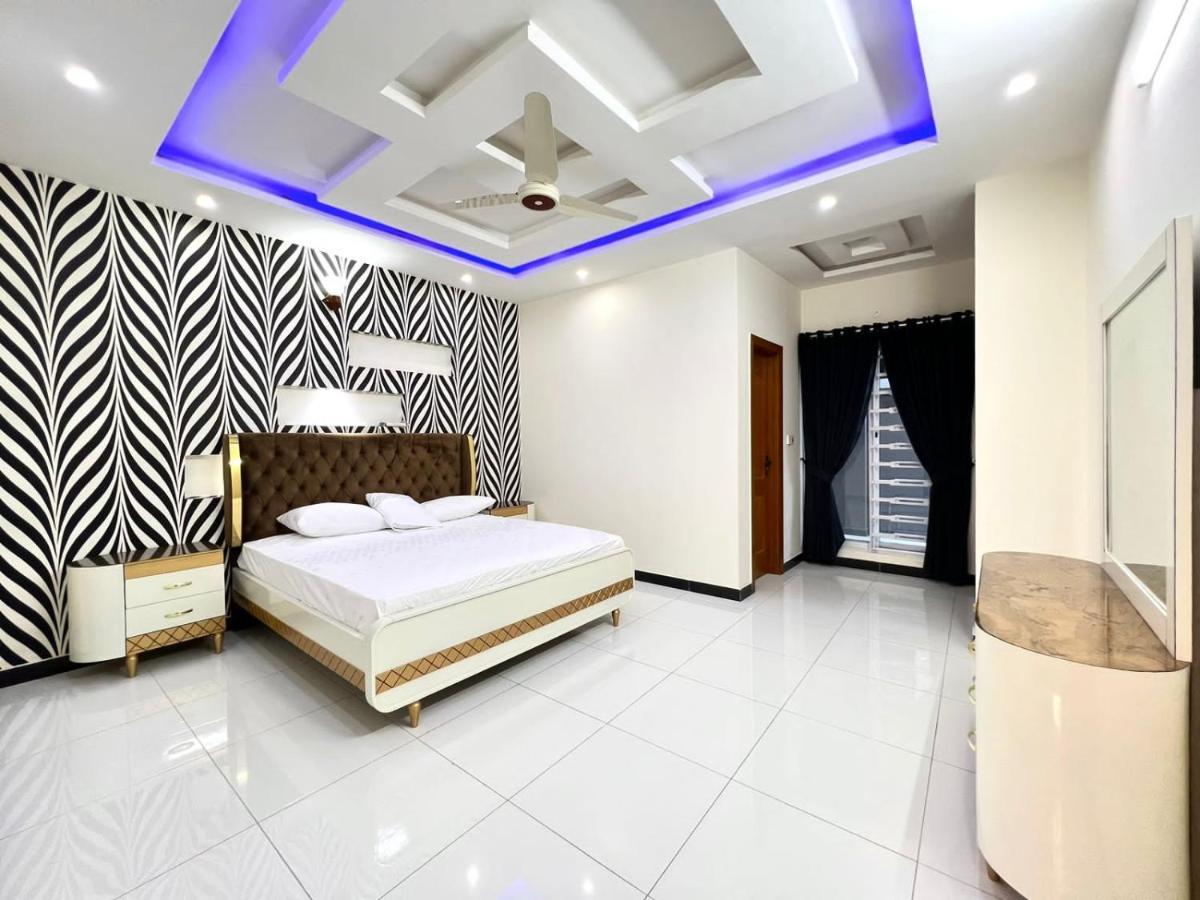 Luxury Apartment Rentals Islamabad Bagian luar foto