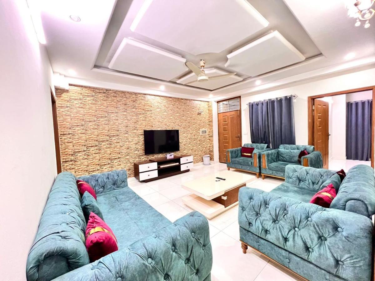 Luxury Apartment Rentals Islamabad Bagian luar foto