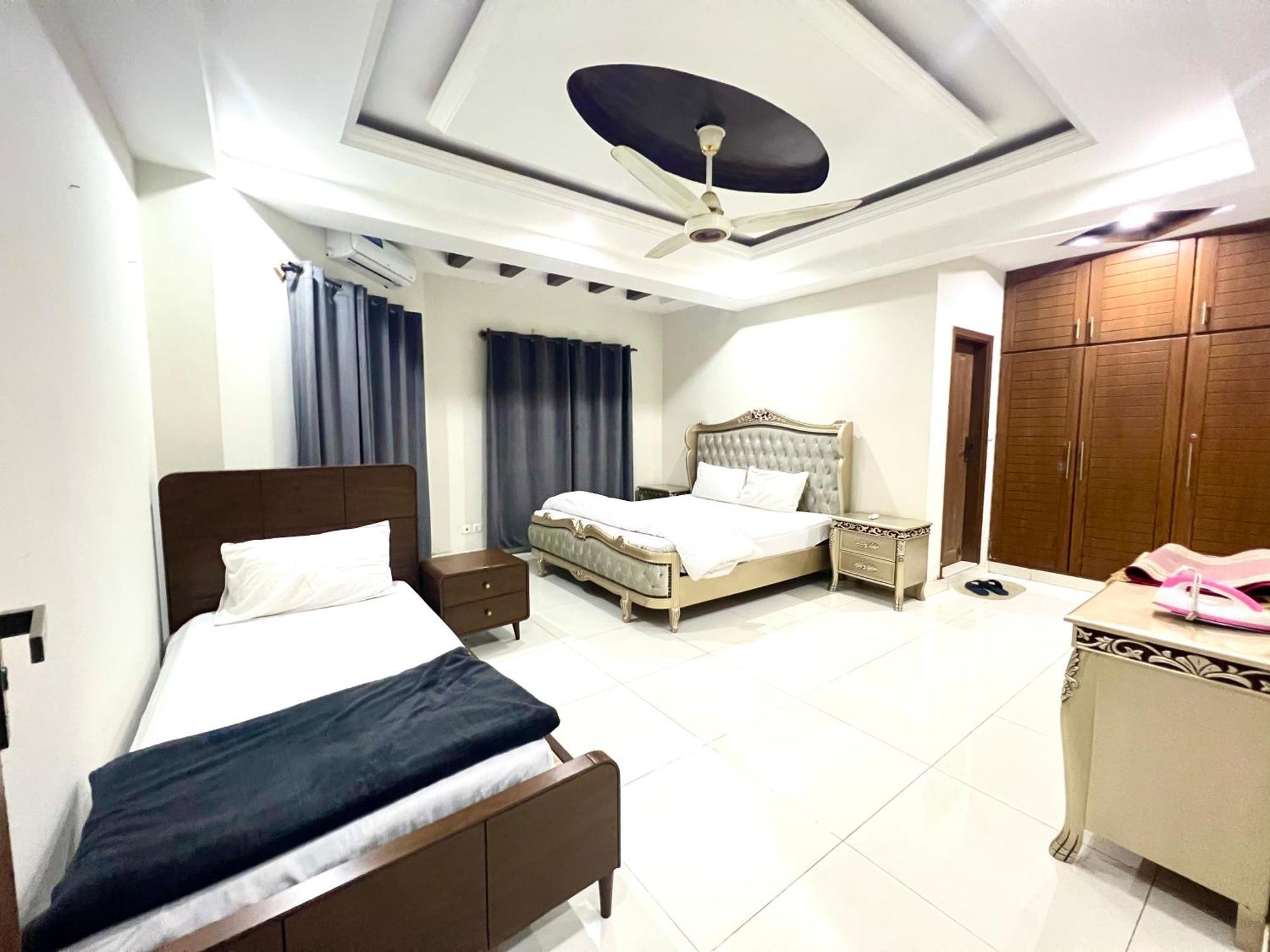 Luxury Apartment Rentals Islamabad Bagian luar foto